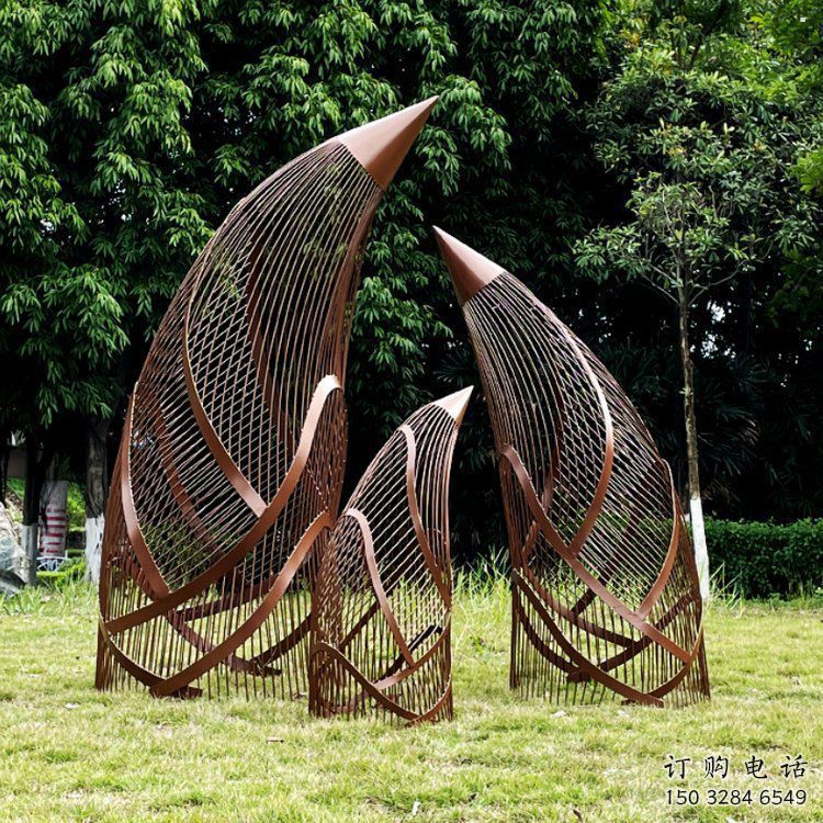 鏤空竹筍雕塑制作，景區(qū)案例，鏤空不銹鋼竹筍雕塑定做