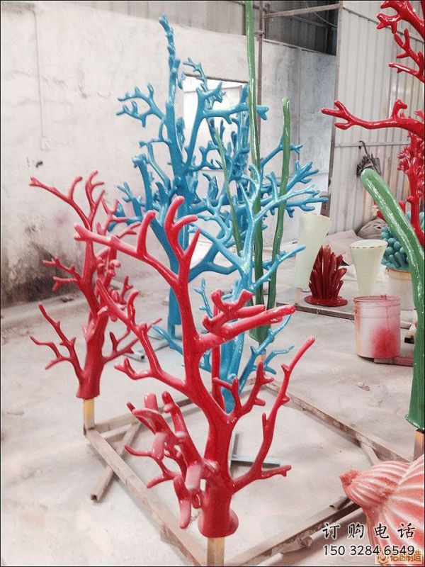 仿真樹雕塑制作，廣場雕塑，玻璃鋼仿真樹雕塑提供