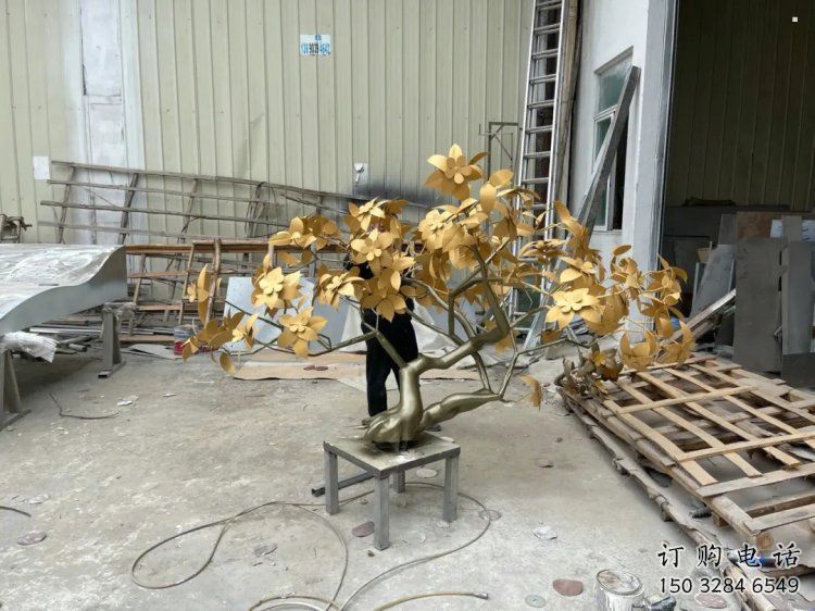 發(fā)財(cái)樹雕塑提供，戶外雕塑，不銹鋼發(fā)財(cái)樹雕塑廠家