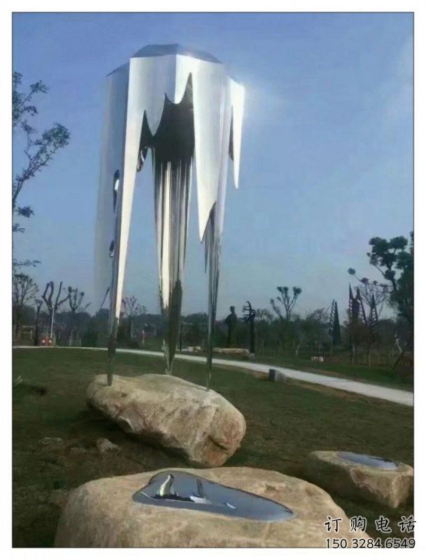 水滴雕塑擺件優(yōu)選，陸地擺件，不銹鋼水滴雕塑供應(yīng)
