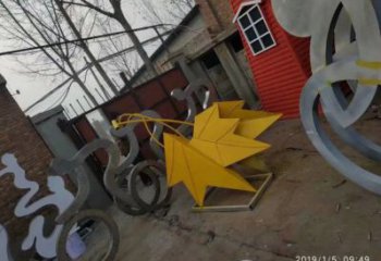 楓葉雕塑制作，園林裝飾，建筑烤漆楓葉雕塑廠家