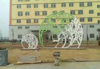 鏤空樹雕塑預(yù)定，城區(qū)小品，鏤空剪紙樹雕塑制造商