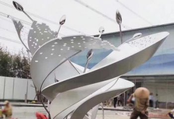 樹葉雕塑優(yōu)選，陸地?cái)[件，不銹鋼樹葉雕塑制作廠家