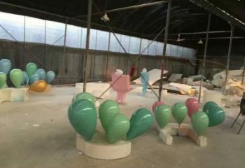 氣球樹雕塑廠家，彩繪構(gòu)件，玻璃鋼氣球樹雕塑供應(yīng)