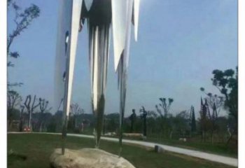水滴雕塑擺件優(yōu)選，陸地?cái)[件，不銹鋼水滴雕塑供應(yīng)