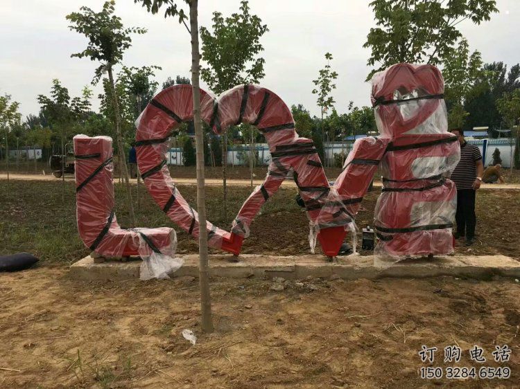 景觀love雕塑造型供需，廣場雕塑，不銹鋼love雕塑選用