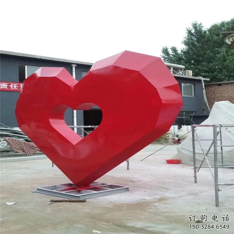 愛心雕塑精選，陸地?cái)[件，不銹鋼愛心雕塑精品