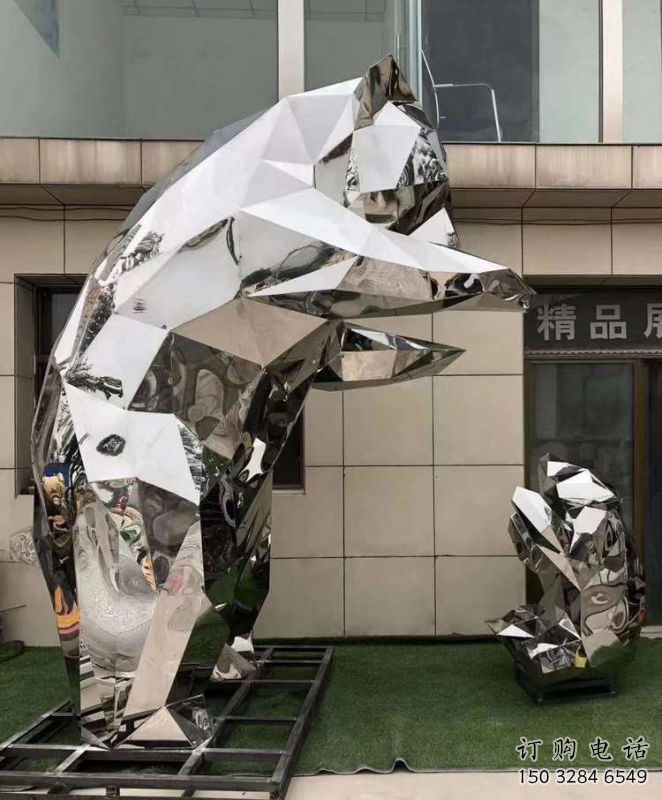 熊貓雕塑工程供應(yīng)，景觀雕塑，幾何不銹鋼熊貓雕塑供求