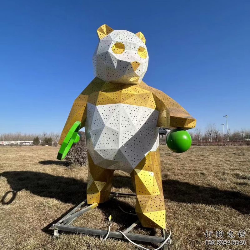 熊貓雕塑供需，透雕系列，空間切面熊貓雕塑制造商