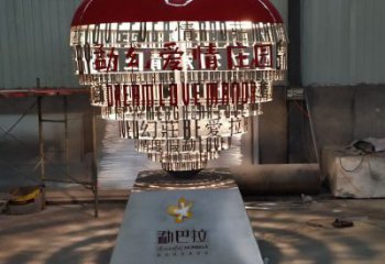 心形球雕塑制造，白鋼構(gòu)件，不銹鋼心形球雕塑提供