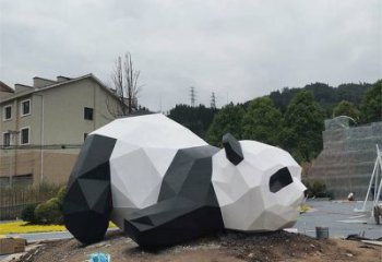 鍛鋼熊貓雕塑選用，小區(qū)擺件，大型切面熊貓雕塑公司