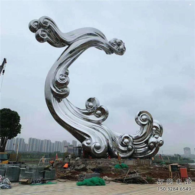 公園云朵雕塑，噴砂發(fā)光雕塑，鍛造工藝
