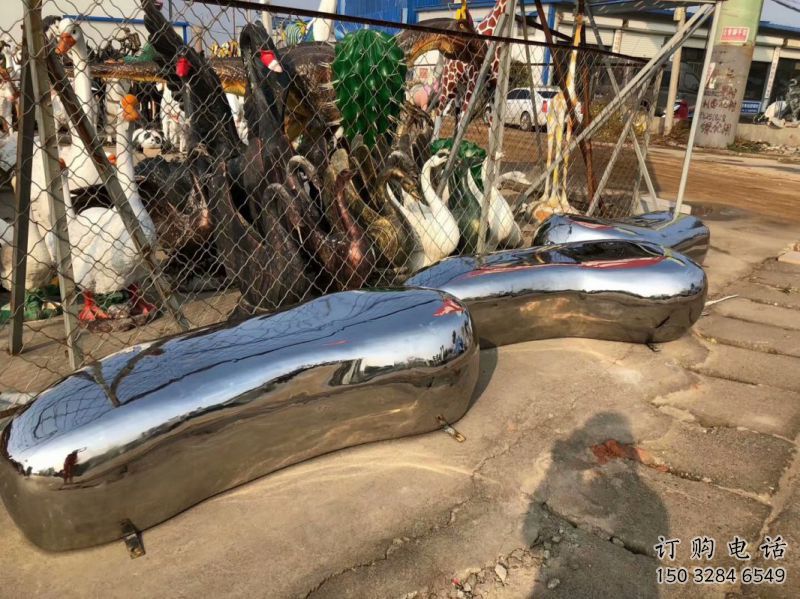 公園坐凳雕塑，噴砂發(fā)光雕塑，鍛造工藝