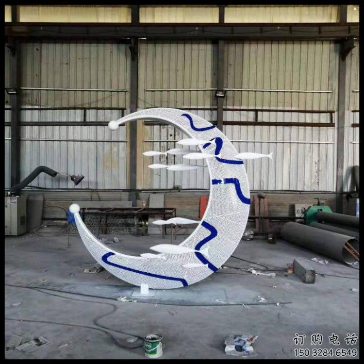 幼兒園月牙雕塑，鐵藝文化雕塑，鑄造制作