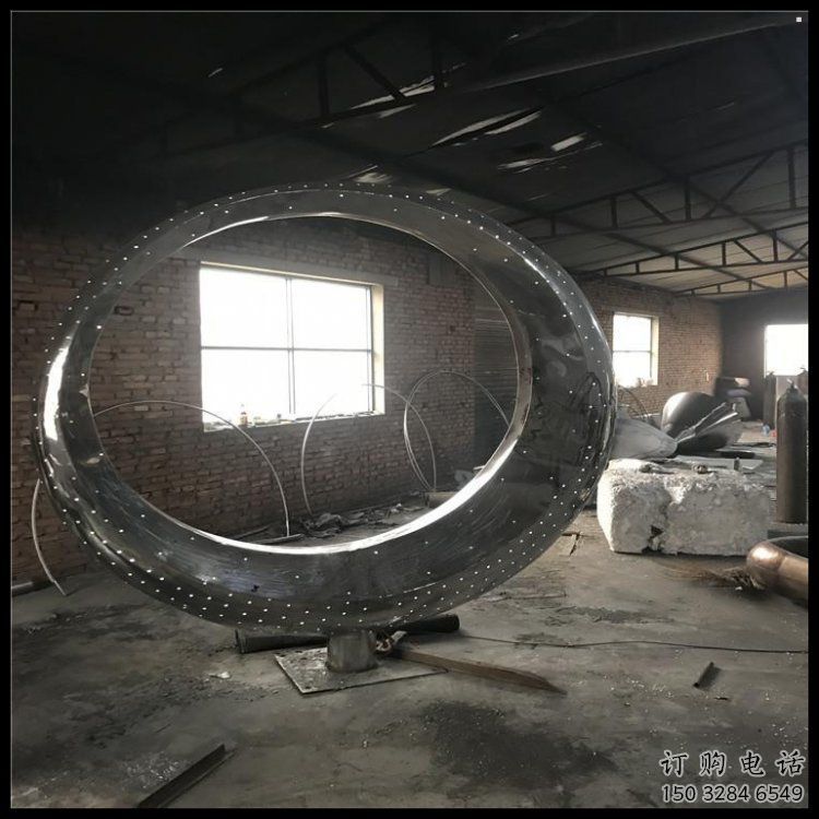 月亮船雕塑標(biāo)準(zhǔn)，彩鋼制作，不銹鋼月亮船雕塑優(yōu)價(jià)