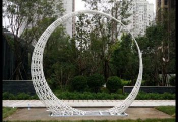 月牙雕塑制造，歐式風格，鏤空月牙雕塑廠家定價