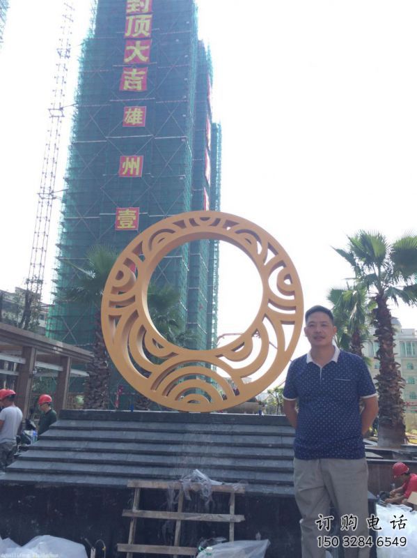 圓環(huán)雕塑服務商，美陳雕塑，烤漆圓環(huán)雕塑廠家精選