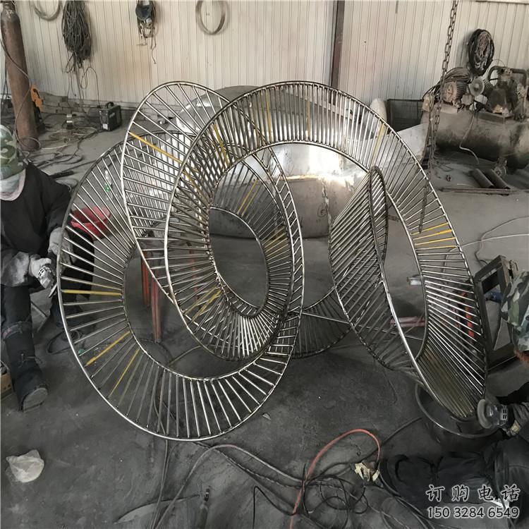 圓環(huán)雕塑供需，美陳雕塑，歐式鏤空圓環(huán)雕塑承接