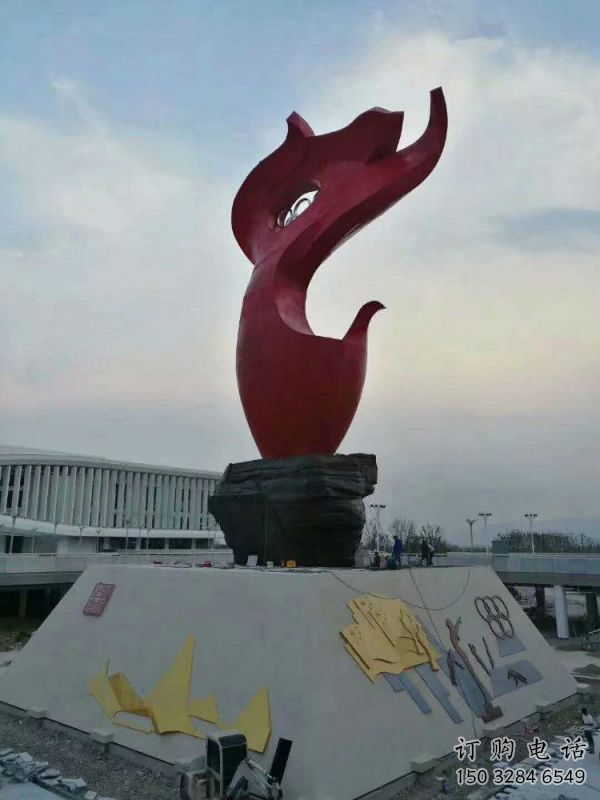 火炬雕塑供應(yīng)，花園小品，現(xiàn)代不銹鋼火炬雕塑展品