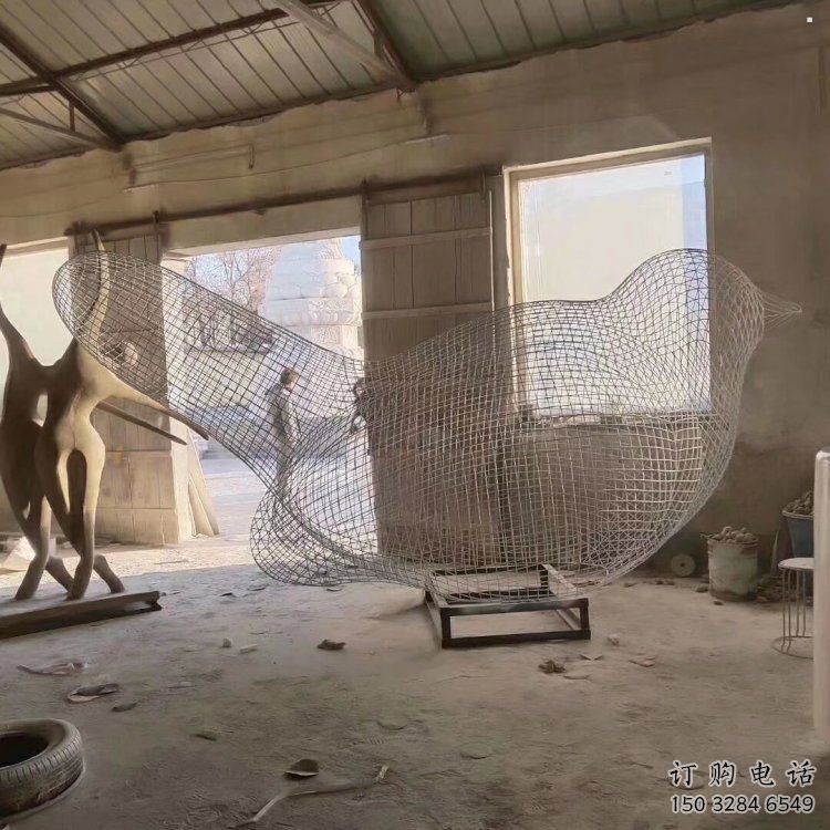 制造鏤空鳥雕塑，地標擺件，烤漆鐵藝小鳥雕塑精選