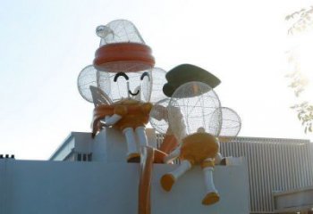 鏤空卡通雕塑服務(wù)商，美陳雕塑，鐵藝卡通雕塑訂做廠家
