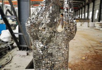 鏤空人物雕塑展品，景觀概念，鐵藝字母人物雕塑優(yōu)選