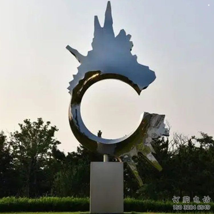 車(chē)輪雕塑定價(jià)，街頭雕塑，烤漆車(chē)輪雕塑定價(jià)