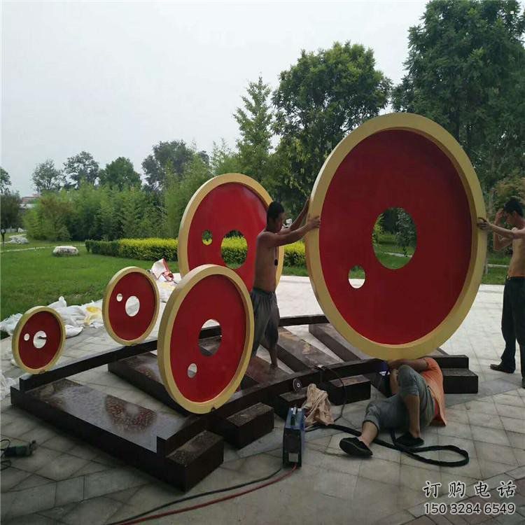 車輪雕塑精品，白鋼構件，別墅車輪雕塑供求