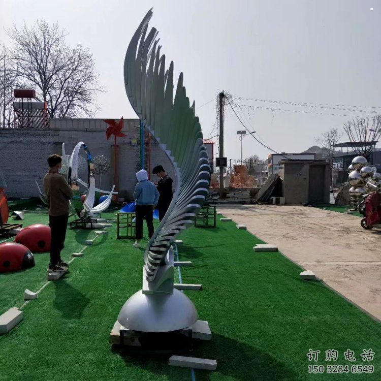 校園翅膀雕塑，拉絲景觀雕塑，抽象主題