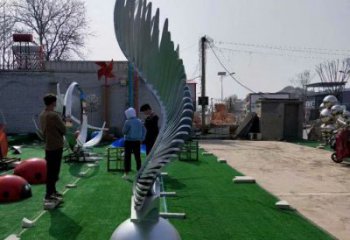 校園翅膀雕塑，拉絲景觀雕塑，抽象主題