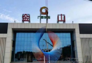 彩繪景觀鳥翅雕塑生產，景區(qū)案例，不銹鋼鳥翅雕塑優(yōu)選