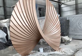 抽象羽翼雕塑展品，小區(qū)雕塑，不銹鋼羽翼雕塑制作精選