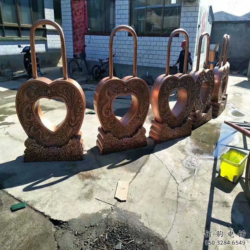 社區(qū)鎖子雕塑常用，景觀(guān)概念，玻璃鋼鎖子雕塑展品