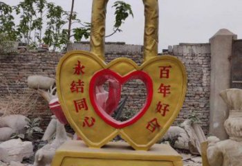 制造鎖子雕塑，地標(biāo)擺件，鎖子雕塑訂做