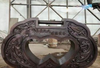 環(huán)境銅鎖子雕塑選定，園林裝飾，大型銅鎖子雕塑公司