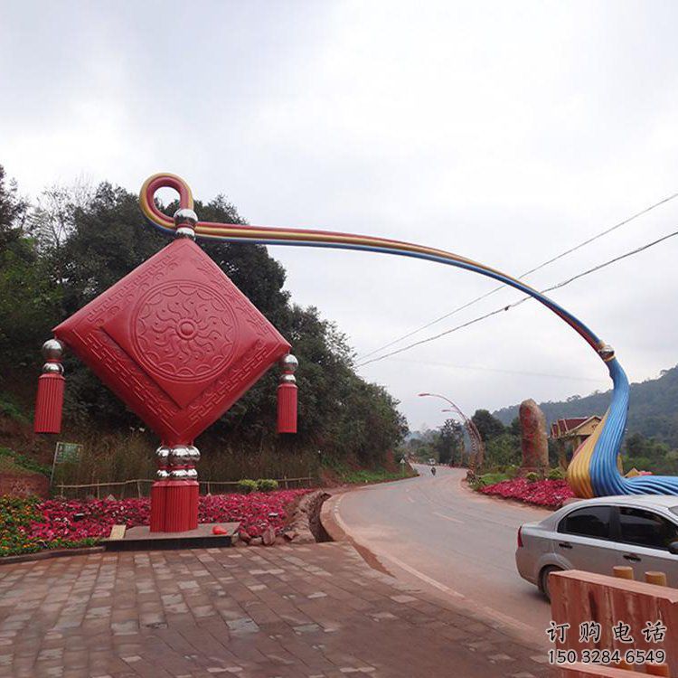 秦皇島街道中國結(jié)雕塑