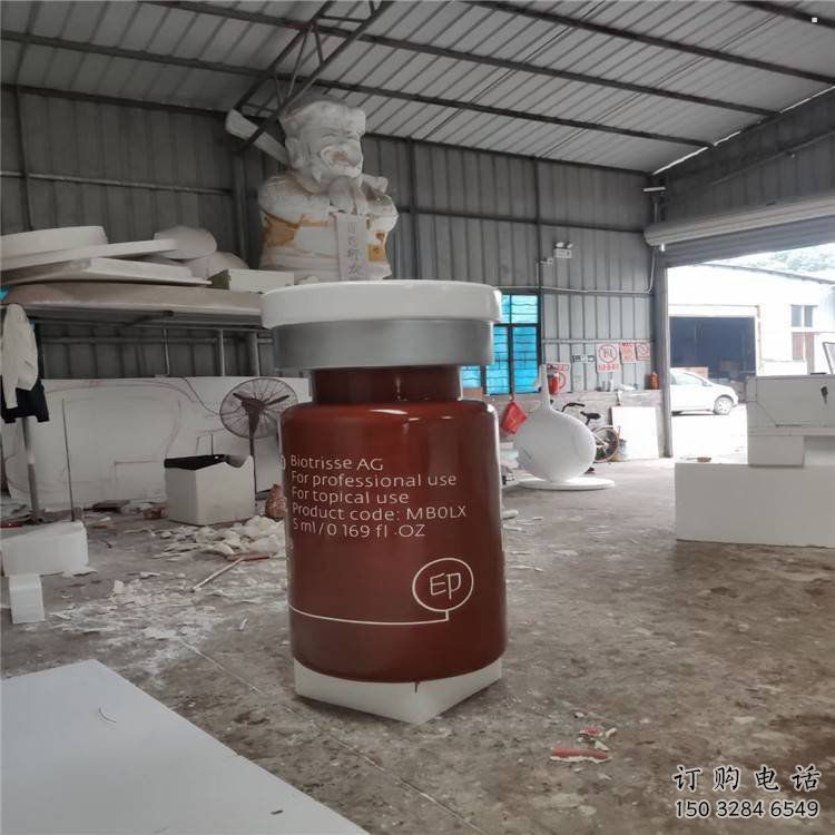 寶雞瓶子雕塑批發(fā)，景觀雕塑，主題玻璃鋼藥瓶子雕塑標準