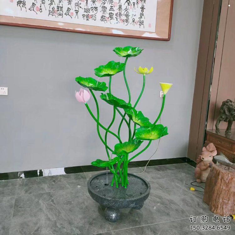 城關(guān)荷花雕塑異型優(yōu)選，城市裝飾，展示荷花雕塑定做