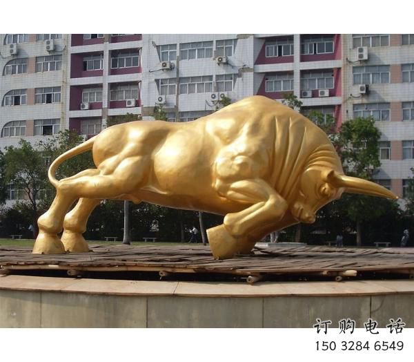 克拉瑪依風(fēng)景區(qū)開荒牛雕塑 克拉瑪依風(fēng)景區(qū)開荒牛雕塑
