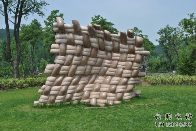 博爾塔拉鏤空包包雕塑 博爾塔拉鏤空包包雕塑