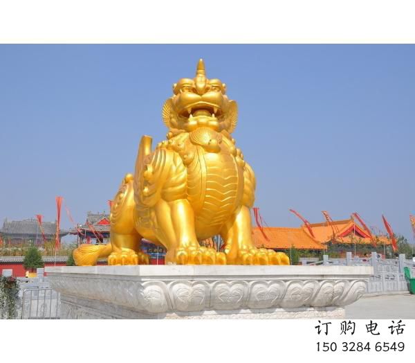 臺(tái)州廣場(chǎng)貔貅雕塑，動(dòng)物彩繪雕塑，抽象效果