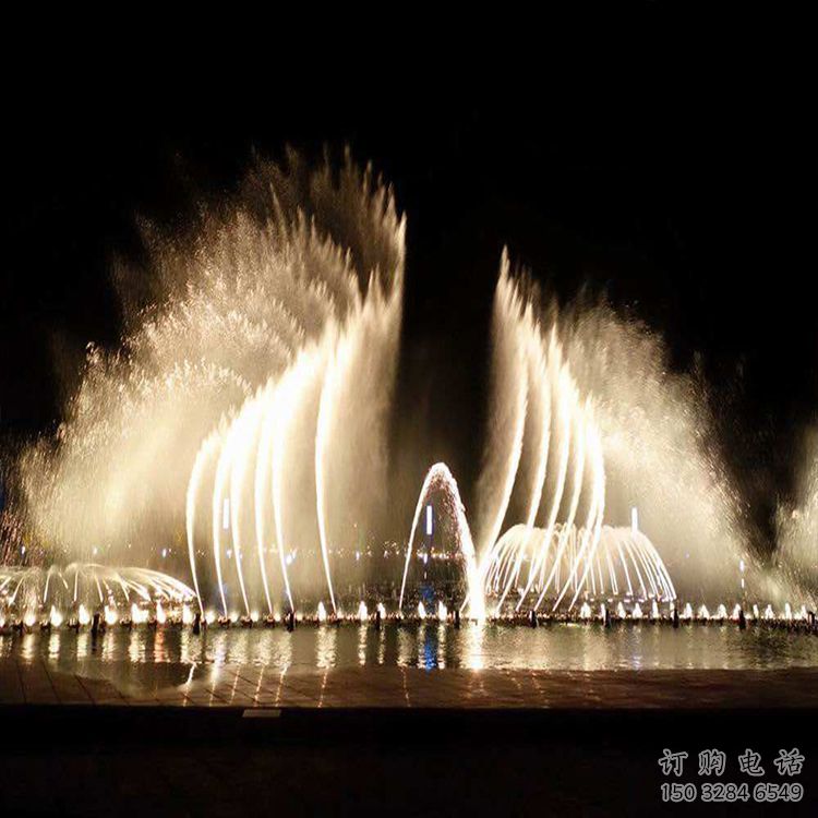 萬(wàn)盛水景程控噴泉雕塑，高噴循環(huán)噴水方式設(shè)計(jì)制作